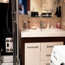 Продажа 1-комн квартиры на вторичном рынке Изумрудная улица,  д. 24 к2