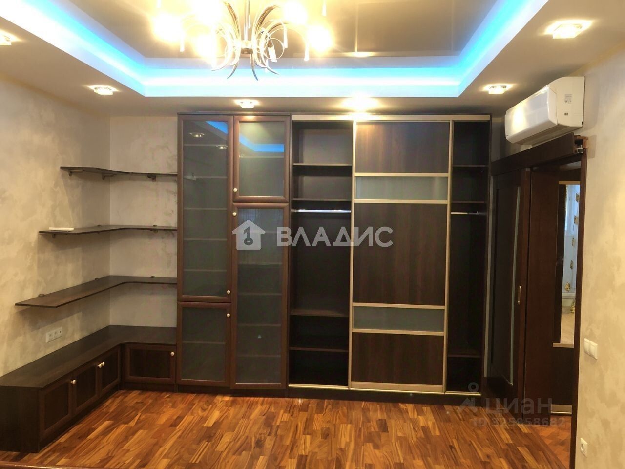 Продажа 2-комн квартиры на вторичном рынке пос. Совхоза имени Ленина, 18