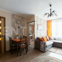 Продажа 4-комн квартиры на вторичном рынке ул Белы Куна,  д. 7,  к. 5