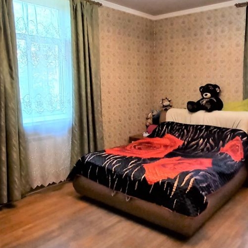 3-комн квартира улица Панфилова, 28