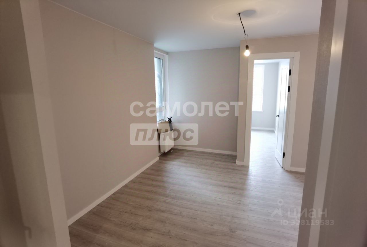 Продажа 2-комн квартиры на вторичном рынке Красногорск, улица Тенистых Аллей, 1к1