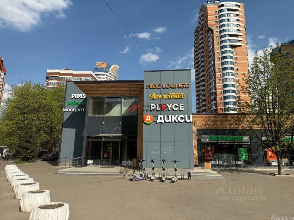 Продажа торгового помещения Ленинский пр-кт,  д. 108А