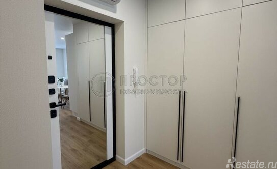 Продажа 1-комн квартиры на вторичном рынке Радиальная 6-я ул,  д. 7/1 к2