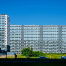 Продажа 1-комн квартиры на вторичном рынке Кудрово г, Строителей пр,  д. 1 к1