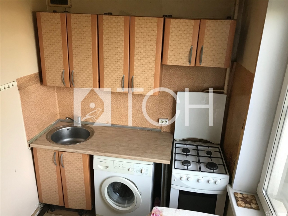 Продажа 3-комн квартиры на вторичном рынке Паперника ул, 4