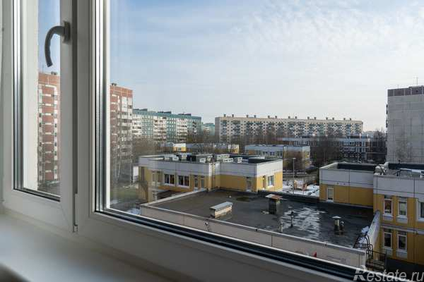 Продажа 2-комн квартиры на вторичном рынке Королёва пр-кт,  д. 46к3