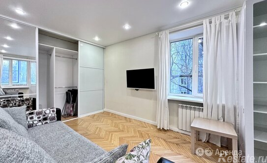 Аренда 2-комн квартиры на вторичном рынке Маршала Конева ул,  д. 1