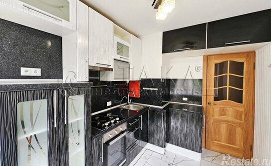 Продажа 2-комн квартиры на вторичном рынке Манчестерская улица,  д. 10