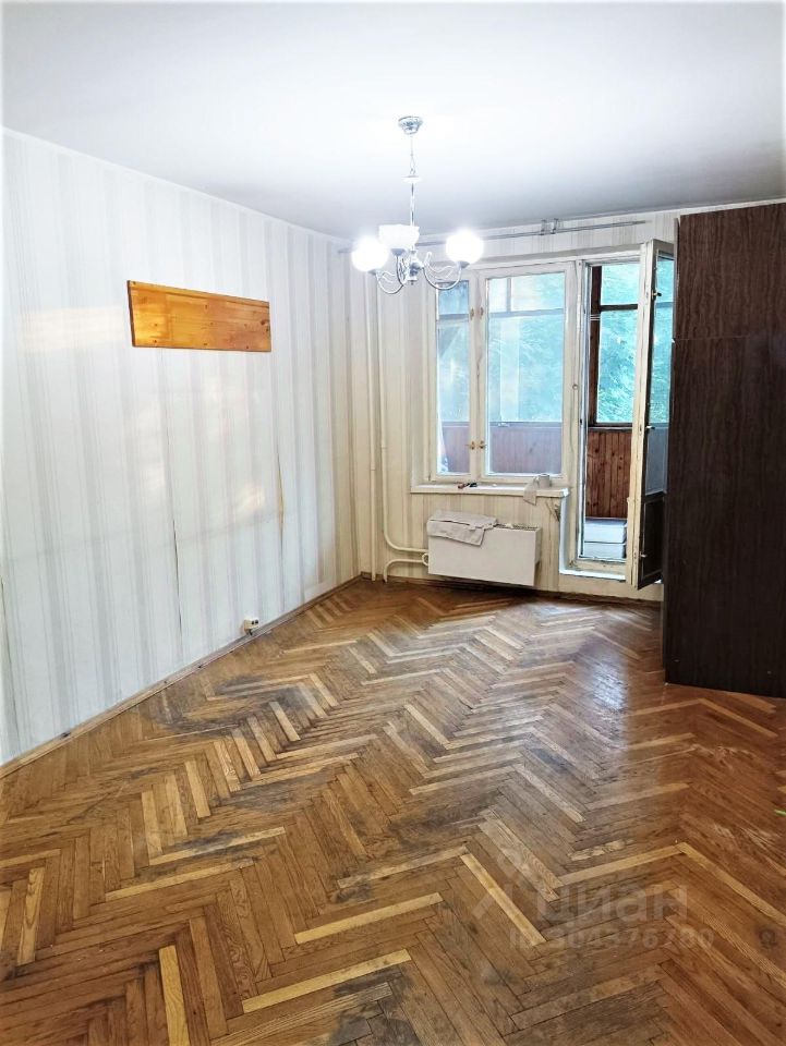 Продажа 3-комн квартиры на вторичном рынке проспект Вернадского, 123