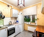 Продать Квартиры вторичка Боровское ш  2А 2