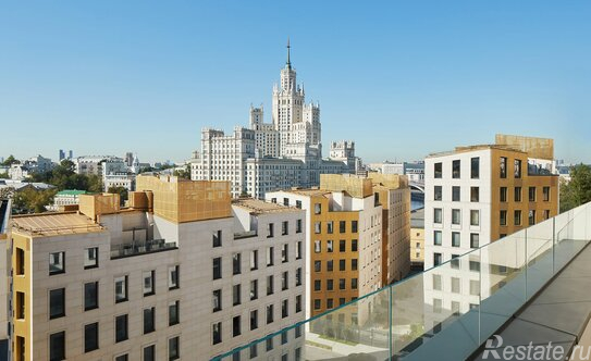 Продажа 4-комн квартиры на вторичном рынке Серебрянический переулок,  д. 6