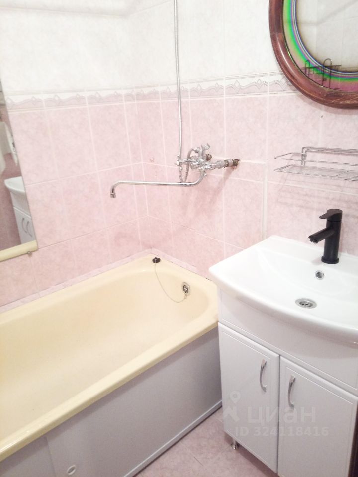 Аренда 1-комн квартиры на вторичном рынке Рощино пгт, улица Садовая, 5