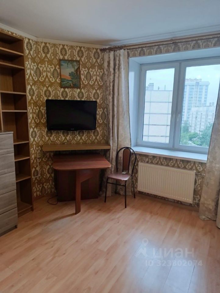 Аренда 1-комн квартиры на вторичном рынке Октябрьская набережная, 124к7