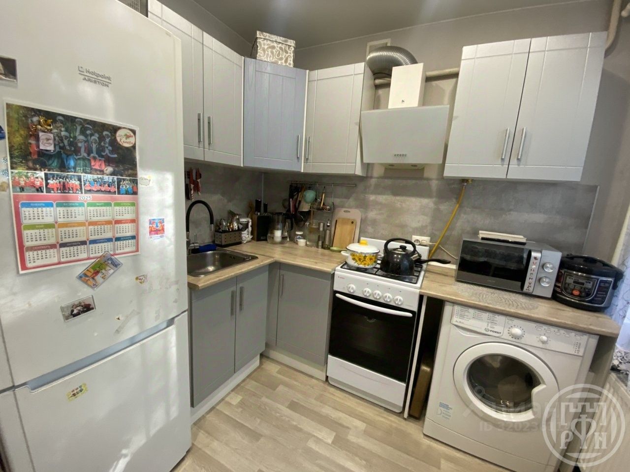 Продажа 1-комн квартиры на вторичном рынке пос. Песочный, Военный городок, 26