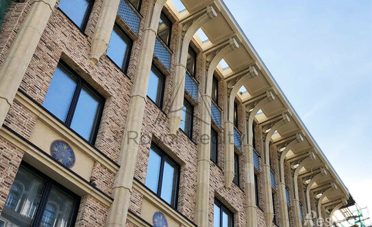 Продажа 4-комн квартиры на вторичном рынке Эсперова улица,  д. 10