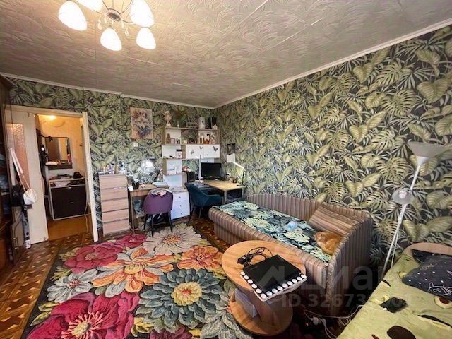 Продажа 3-комн квартиры на вторичном рынке Сосновый Бор, Ленинградская улица, 66