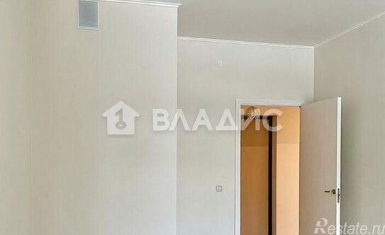 Продажа 3-комн квартиры на вторичном рынке Красногорск, Просторная улица,  д. 12