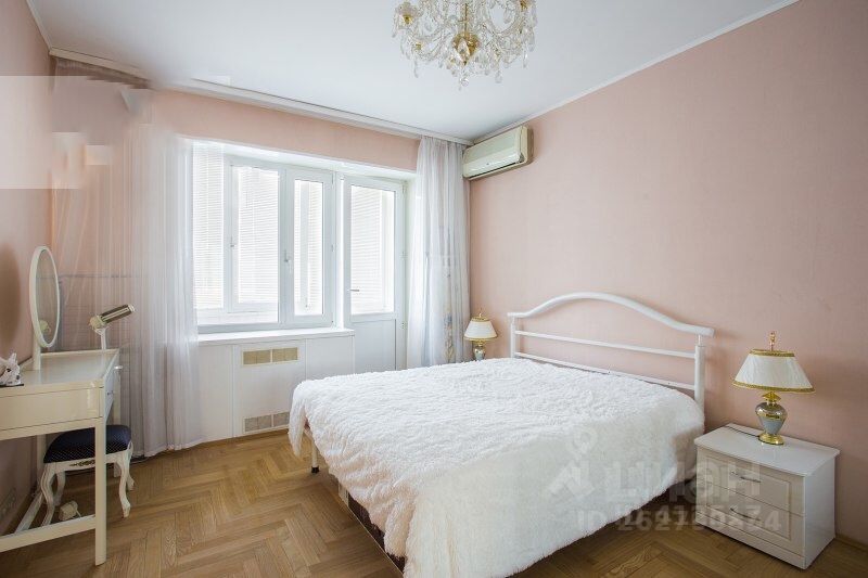 Аренда 3-комн квартиры на вторичном рынке улица Климашкина, 9