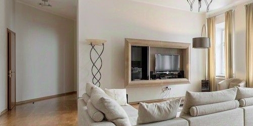 3-комн квартира улица Петровка, 28