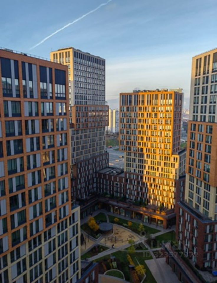 Продажа 3-комн квартиры на вторичном рынке Рублевское шоссе, 101