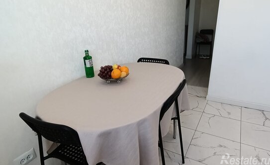 Продажа 2-комн квартиры на вторичном рынке улица Василия Петушкова,  д. 11