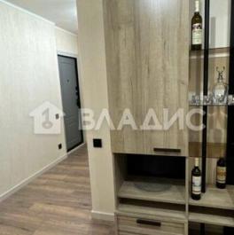 Продажа 2-комн квартиры на вторичном рынке ул Генерала Тюленева,  д. 33