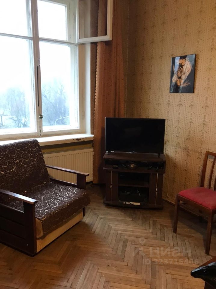 Продажа 2-комн квартиры на вторичном рынке Скобелевский проспект, 17