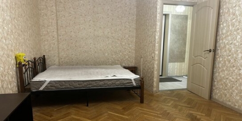 1-комн квартира Снежная улица,  д. 4