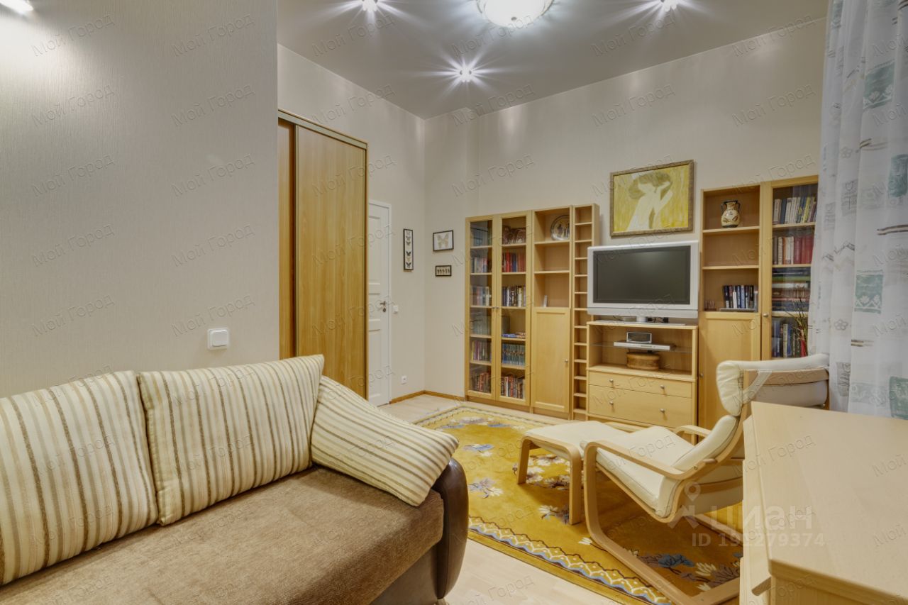 Аренда 3-комн квартиры на вторичном рынке улица Рубинштейна, 15-17