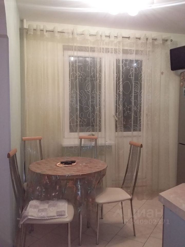 Аренда 1-комн квартиры на вторичном рынке Одинцово, улица Чистяковой, 16