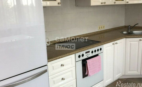 Продажа 3-комн квартиры на вторичном рынке аллея Витте,  д. 6,  к. 1