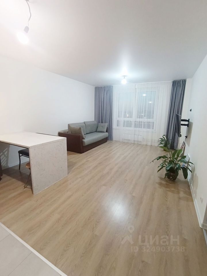 Продажа 3-комн квартиры на вторичном рынке Полярная улица, 27к5