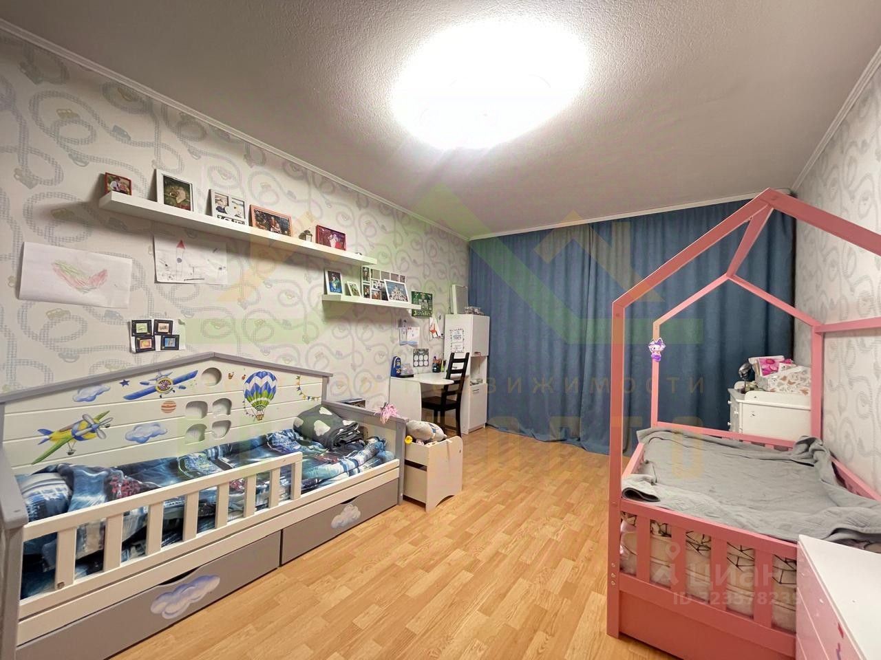 Продажа 2-комн квартиры на вторичном рынке улица Александры Монаховой, 99