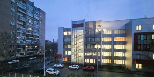 2-комн квартира улица Академика Комарова,  д. 3А