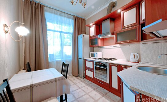 Аренда 2-комн квартиры на вторичном рынке ул Тверская,  д. 18