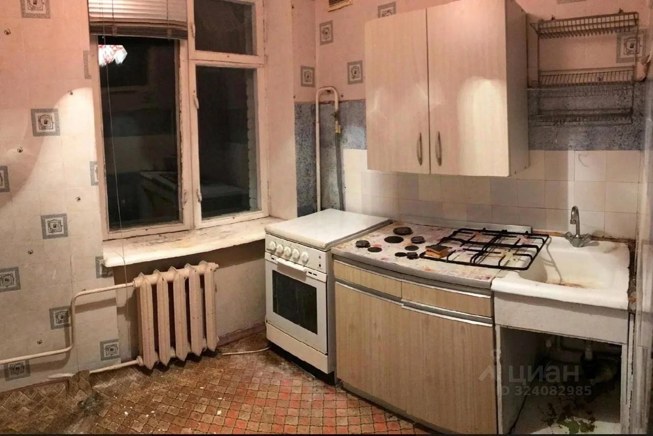 Продажа 2-комн квартиры на вторичном рынке Бухарестская улица, 31К2