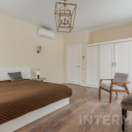 Аренда 3-комн квартиры на вторичном рынке Хилков переулок,  д. 5