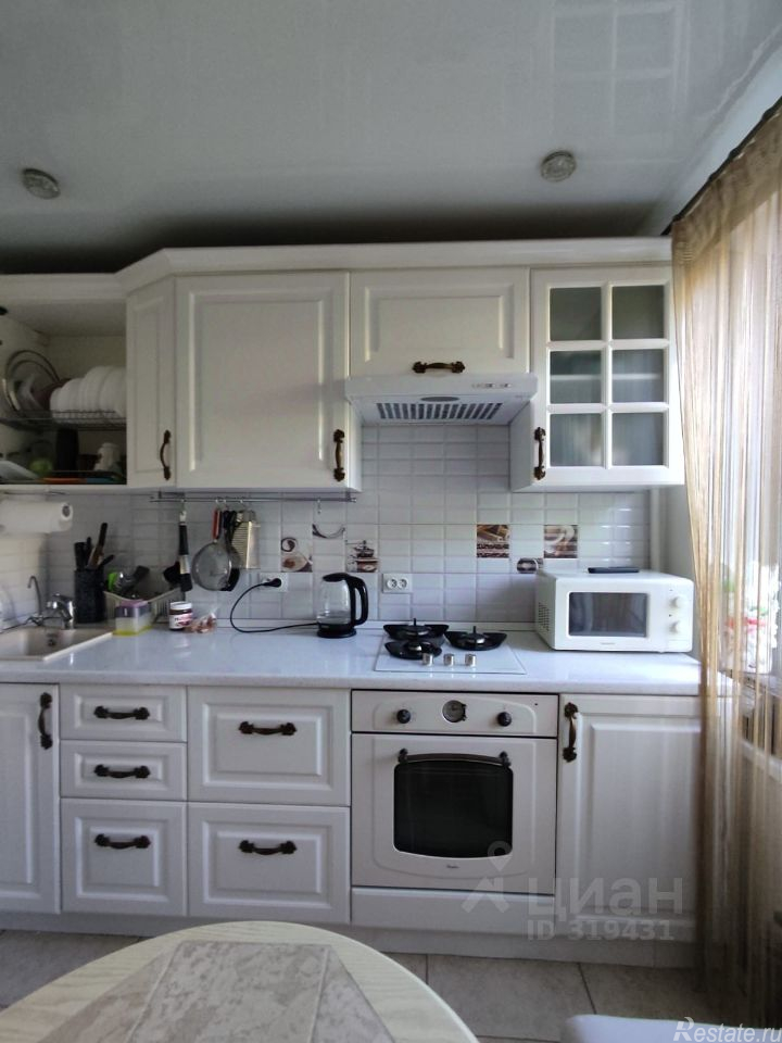 Продажа 3-комн квартиры на вторичном рынке улица Паперника,  д. 8