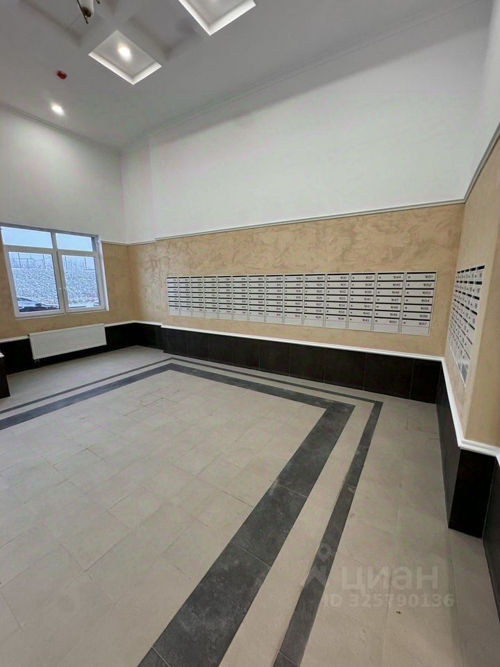 Продажа 2-комн квартиры на вторичном рынке пос. Развилка, проезд Римский, 13