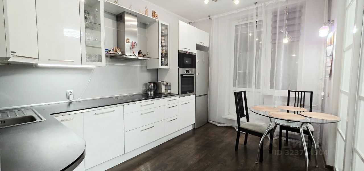 Продажа 1-комн квартиры на вторичном рынке улица Бутлерова, 11к4