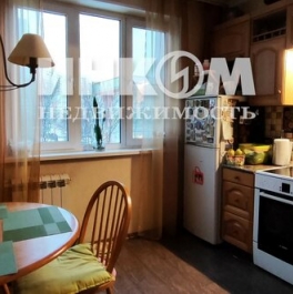 Продажа 3-комн квартиры на вторичном рынке ул Братиславская,  д. 19,  к. 2