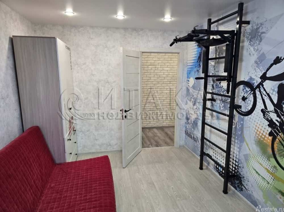 Аренда 2-комн квартиры на вторичном рынке Лёни Голикова ул., д. 25