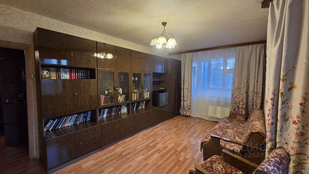 Аренда 2-комн квартиры на вторичном рынке Солнцевский проспект, 12