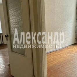Продажа 2-комн квартиры на вторичном рынке Верности ул,  д. 7