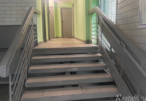 Продажа 2-комн квартиры на вторичном рынке Луговой проезд