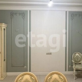 Продажа 4-комн квартиры на вторичном рынке Дибуновская ул,  д. 32