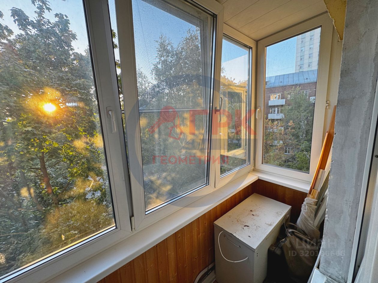 Продажа 3-комн квартиры на вторичном рынке Радужная улица, 5К1