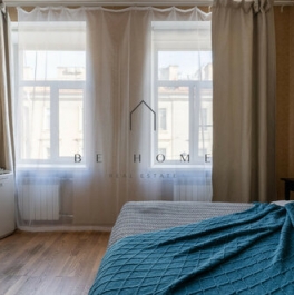 Аренда 3-комн квартиры на вторичном рынке ул Короленко,  д. 10/3