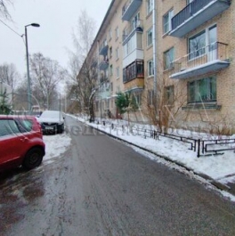 Продажа 1-комн квартиры на вторичном рынке улица Беринга,  д. 22 к1