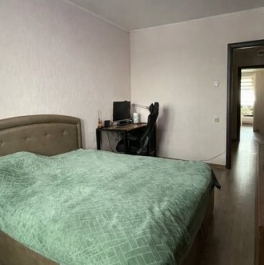 Продажа 2-комн квартиры на вторичном рынке Западный, ул Текстильщиков,  д. 31